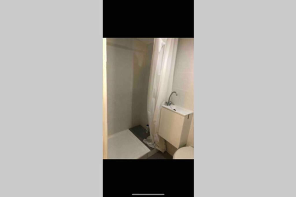 Studio Cosy Avec Possibilite Piscine En Supplement Toulon Buitenkant foto